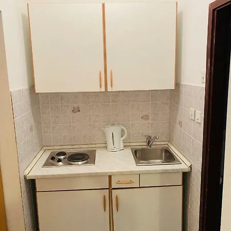 And Diana Apartment